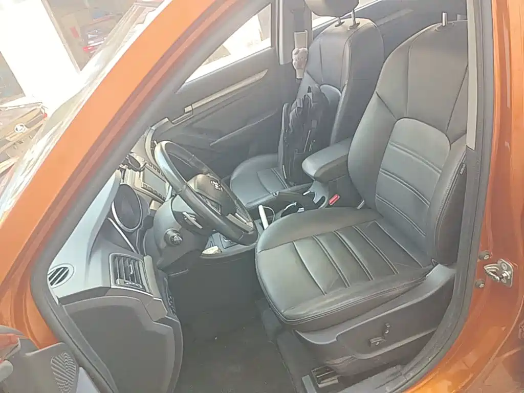 BAIC Senova X65 2016 2015 2.0T Automatic Elite