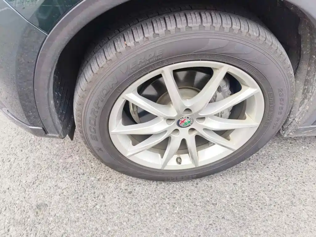 Alfa Romeo Stelvio, миниатюра 7