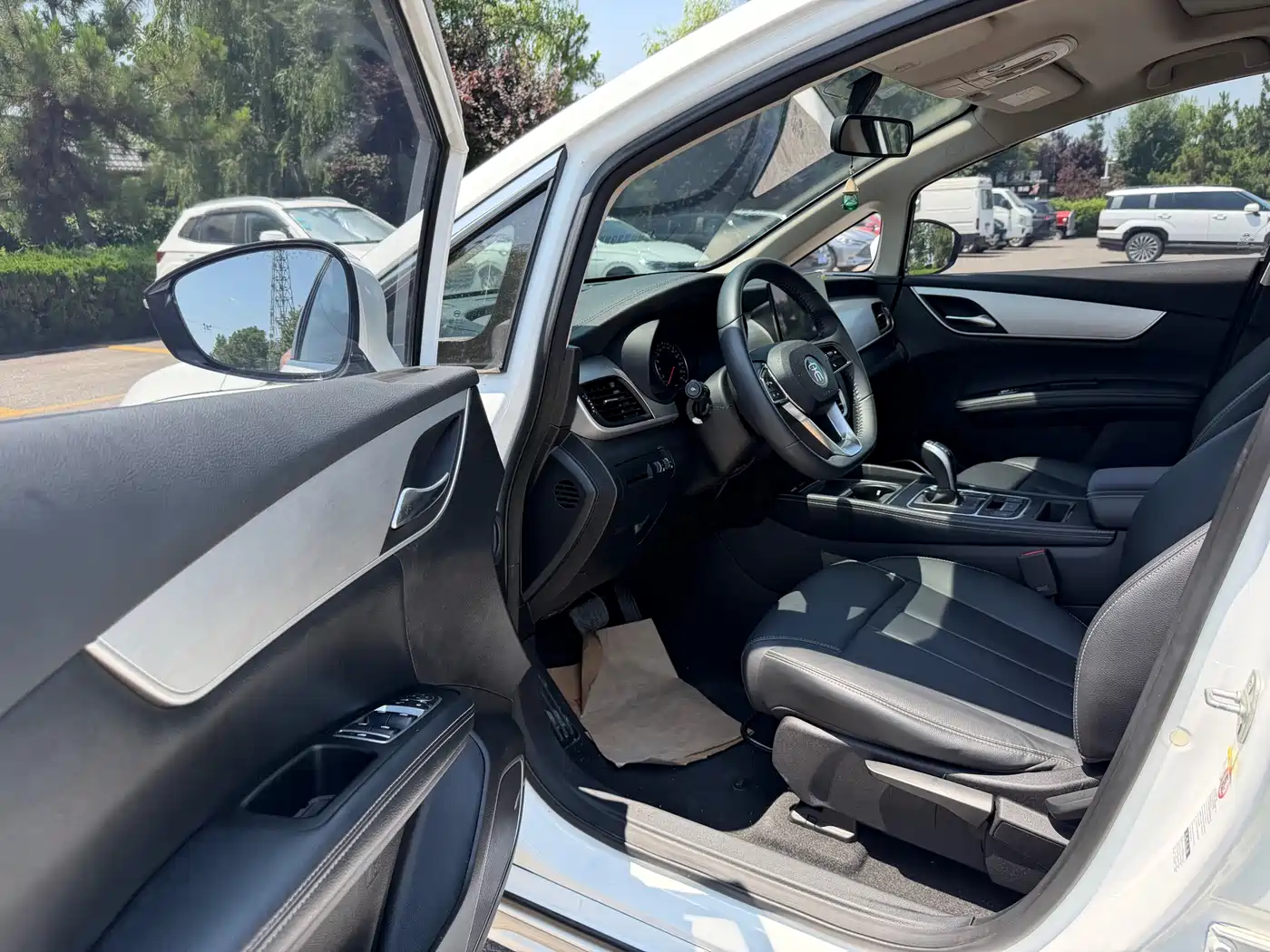 BYD Song MAX 2022 2021 Upgrade 1.5T Automatic Luxury Edition 6-Seater