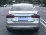 Фото 4 - Geely Emgrand