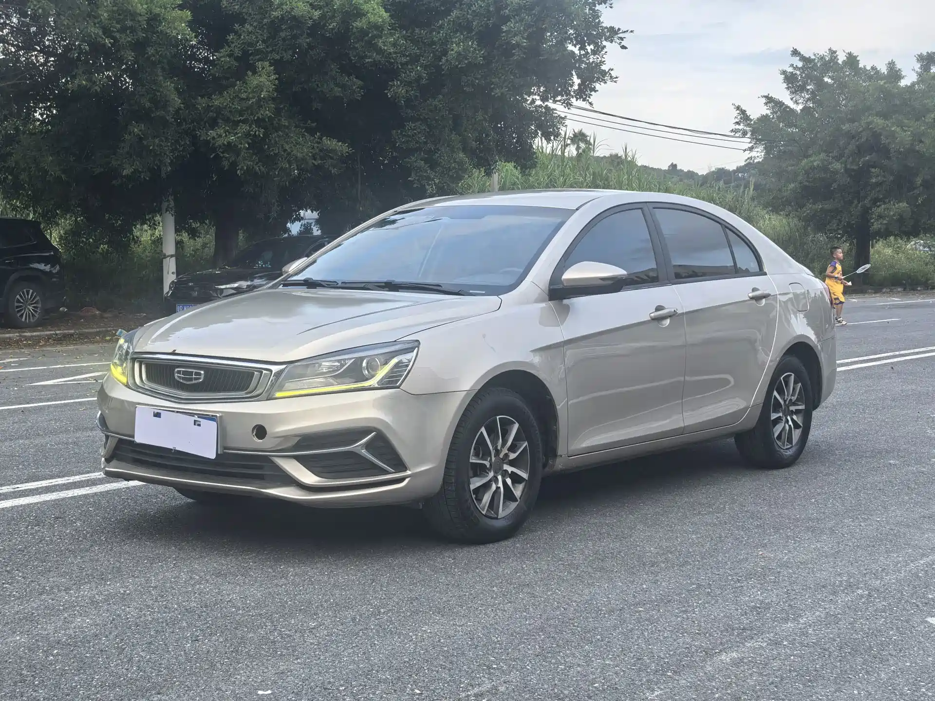 Фото 1 - Geely Emgrand