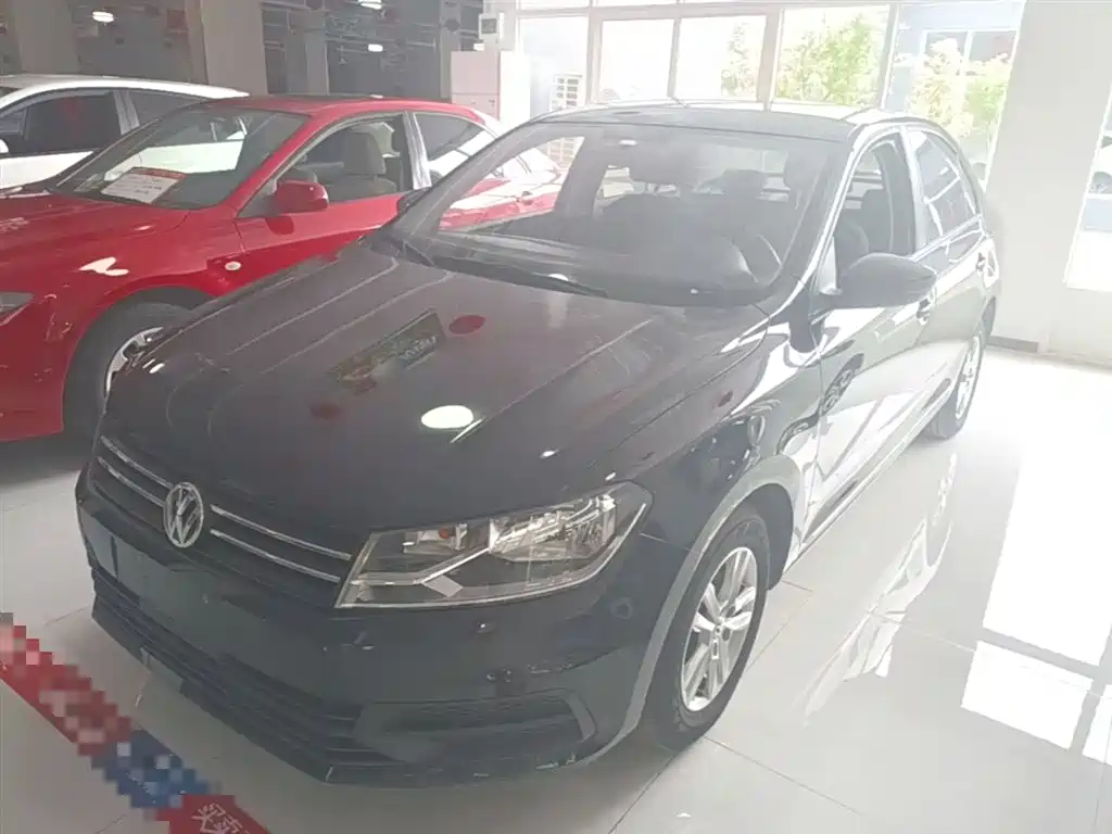 VOLKSWAGEN SANTANA