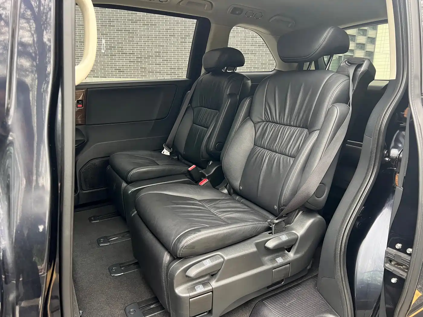Photo 10 - Honda Odyssey