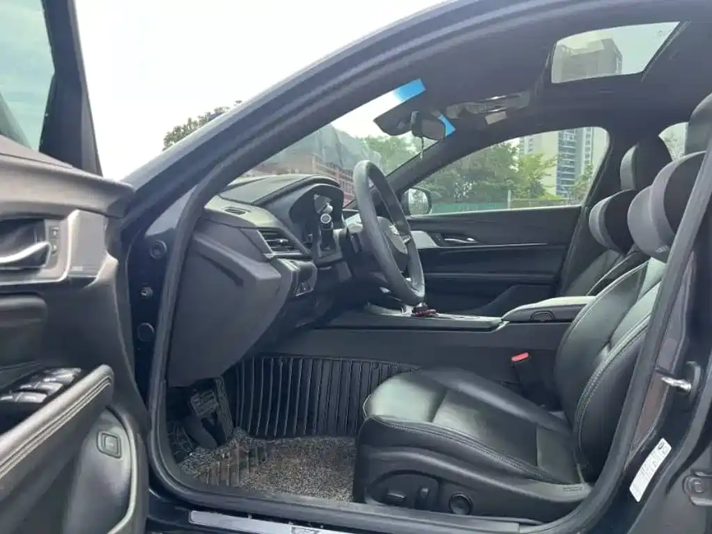 Cadillac CT4 2022 2022 28T Luxury Model