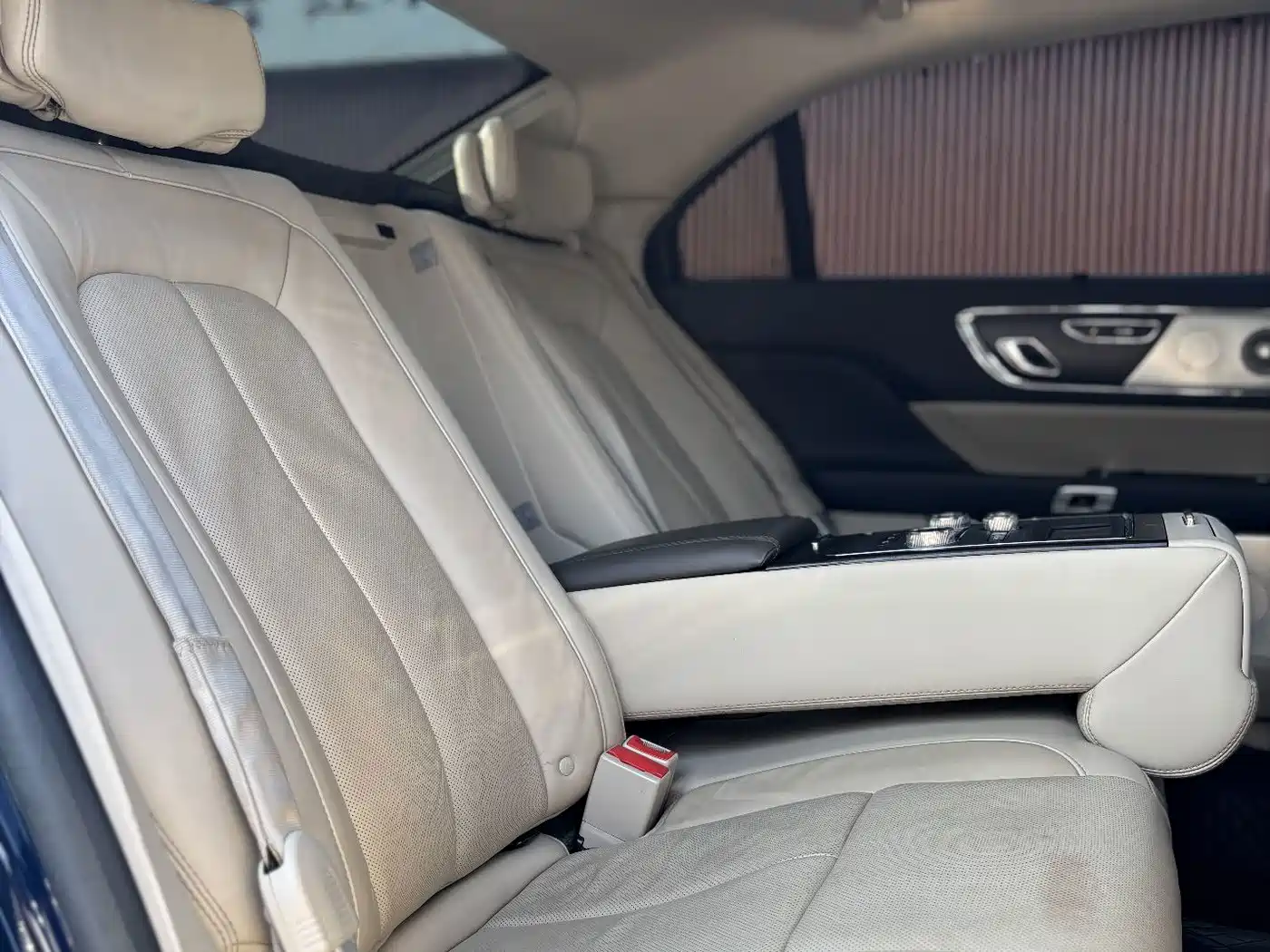 Lincoln Continental 2018 2017 3.0T AWD Prestige Edition