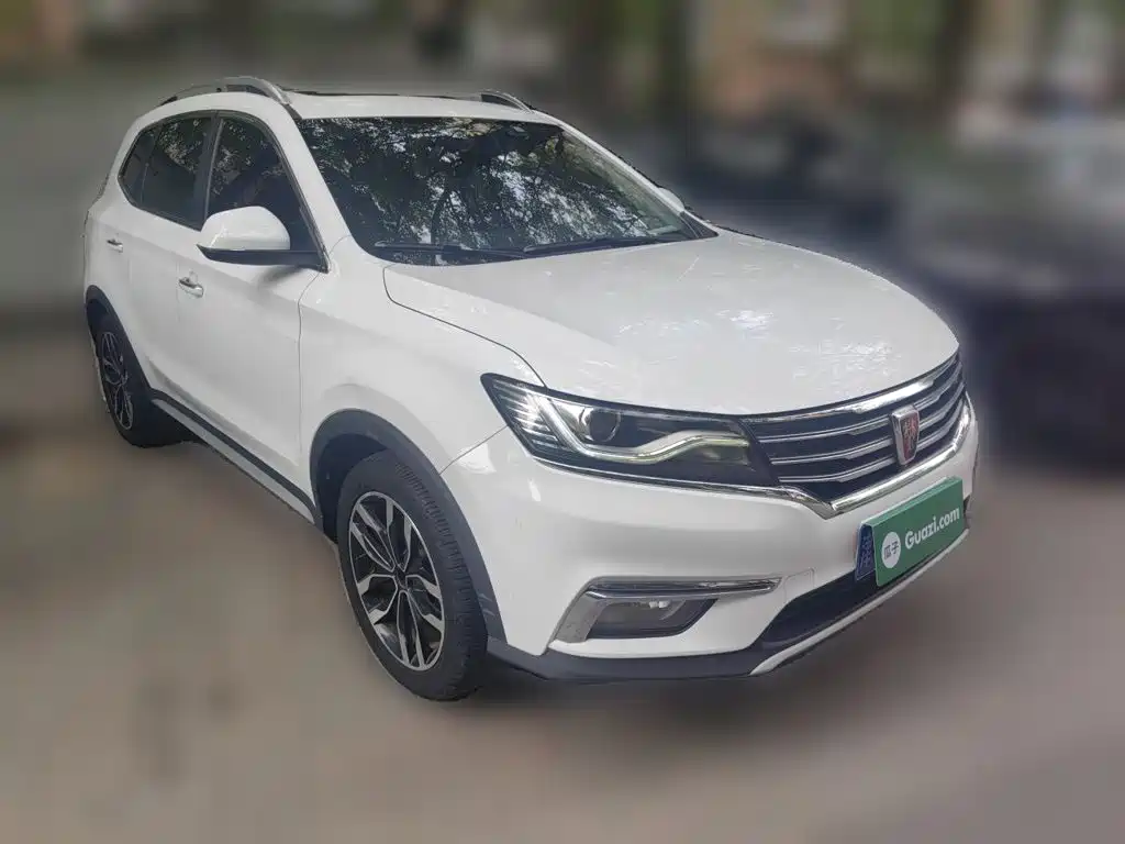 Фото 24 - Roewe RX5