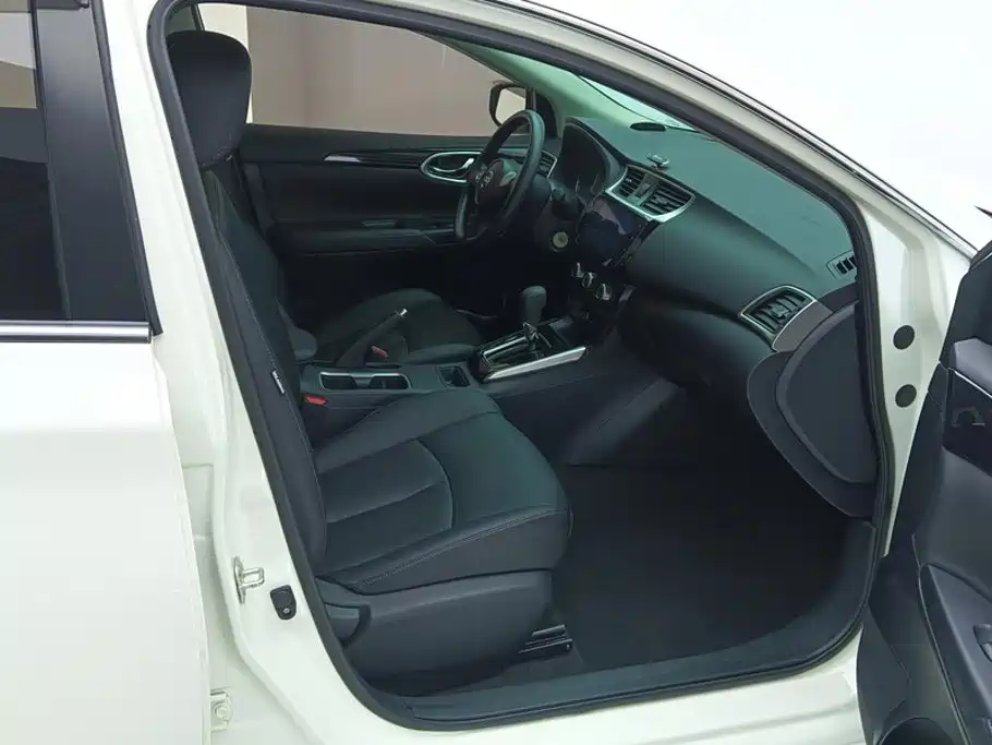 Фото 8 - Nissan Sylphy