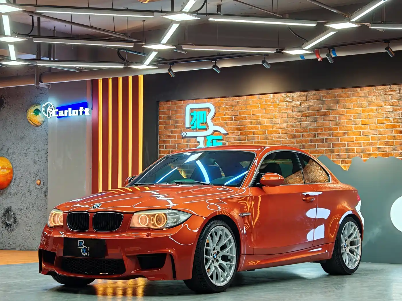 BMW 1 Series M 2011 1M Coupe фото 3
