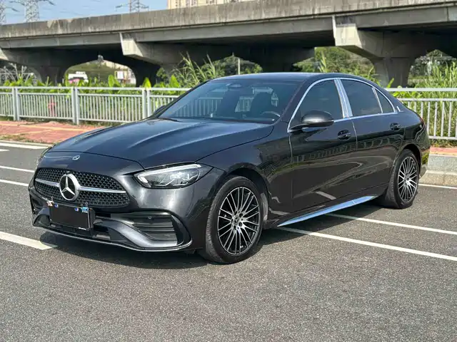 Mercedes-Benz C-Class 2022