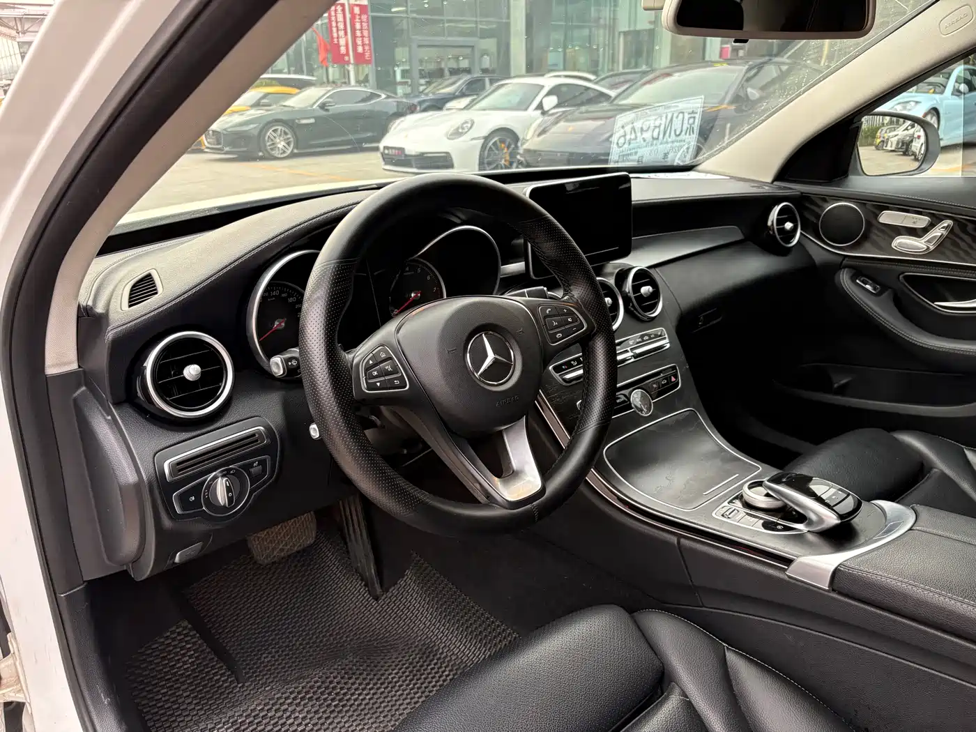 Mercedes-Benz C-Class 2018 C 200 L Sport Edition фото 10