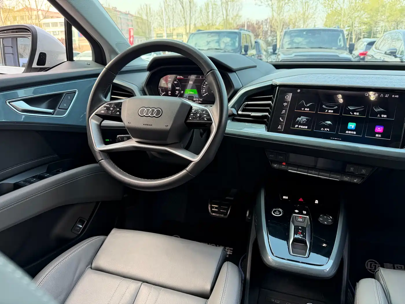 Audi Q5 e-tron 2023 40 e-tron Starlight Edition Brocade Package фото 12