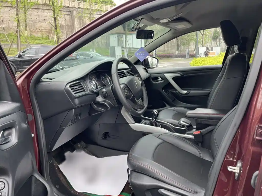 Citroën C3-XR 2016 2015 1.6L Manual Pioneer