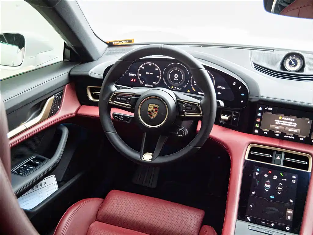 Porsche Taycan 2022 Facelift Taycan фото 13