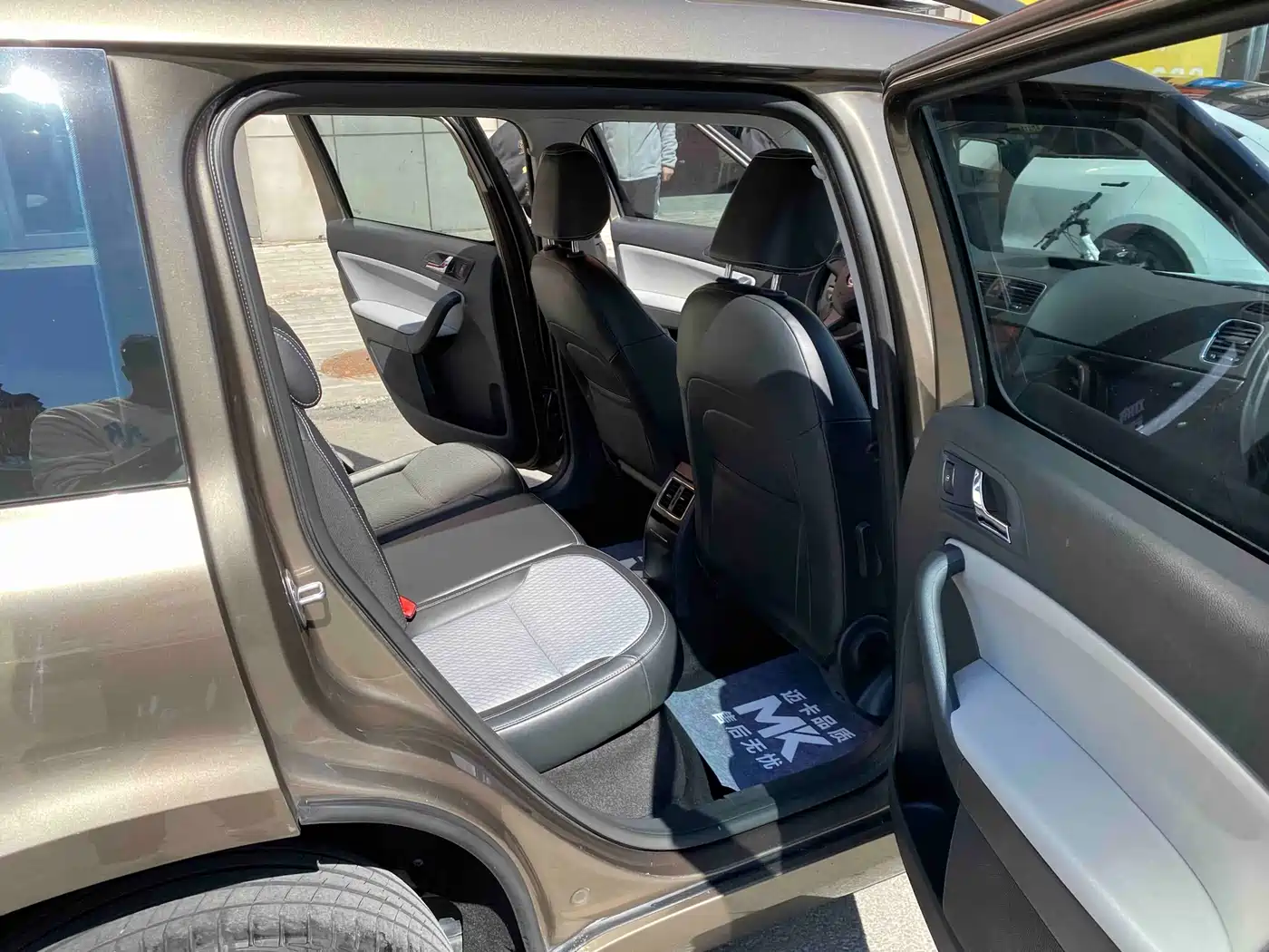 Škoda Yeti 2017 TSI280 DSG Advance фото 8