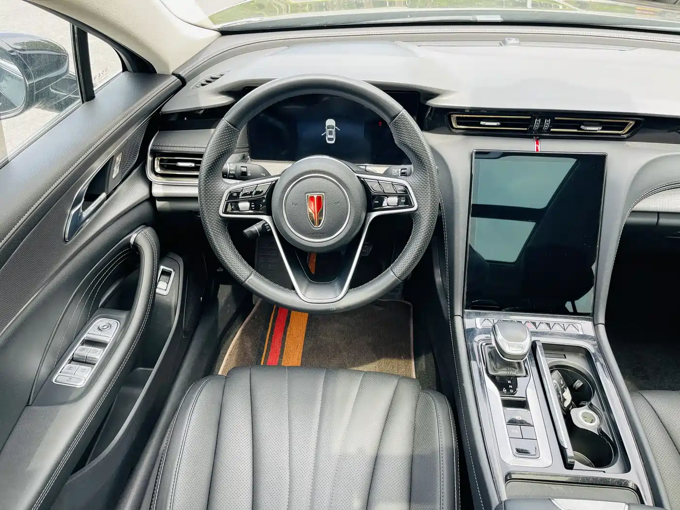 Hongqi H5 2024 1.5T DCT Smart Connect Flag Rhythm Edition фото 10