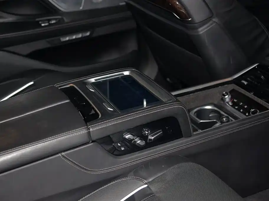 BMW 7 Series 2016 750Li xDrive 4-Seater фото 13