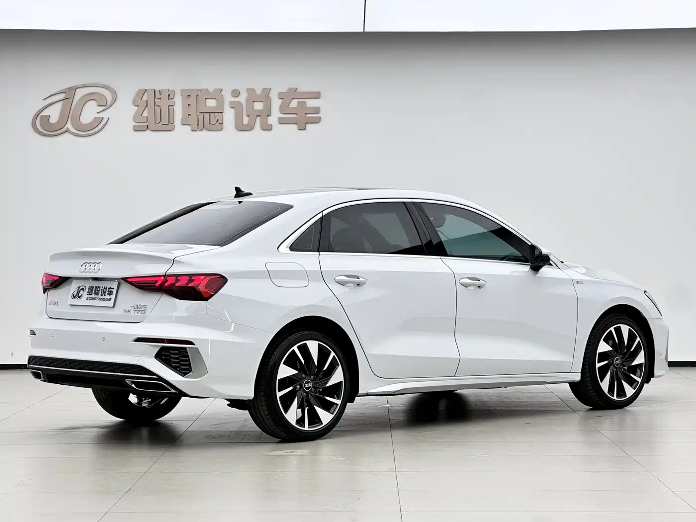 Audi A3 2022 A3L Limousine 35 TFSI Style Sport фото 10