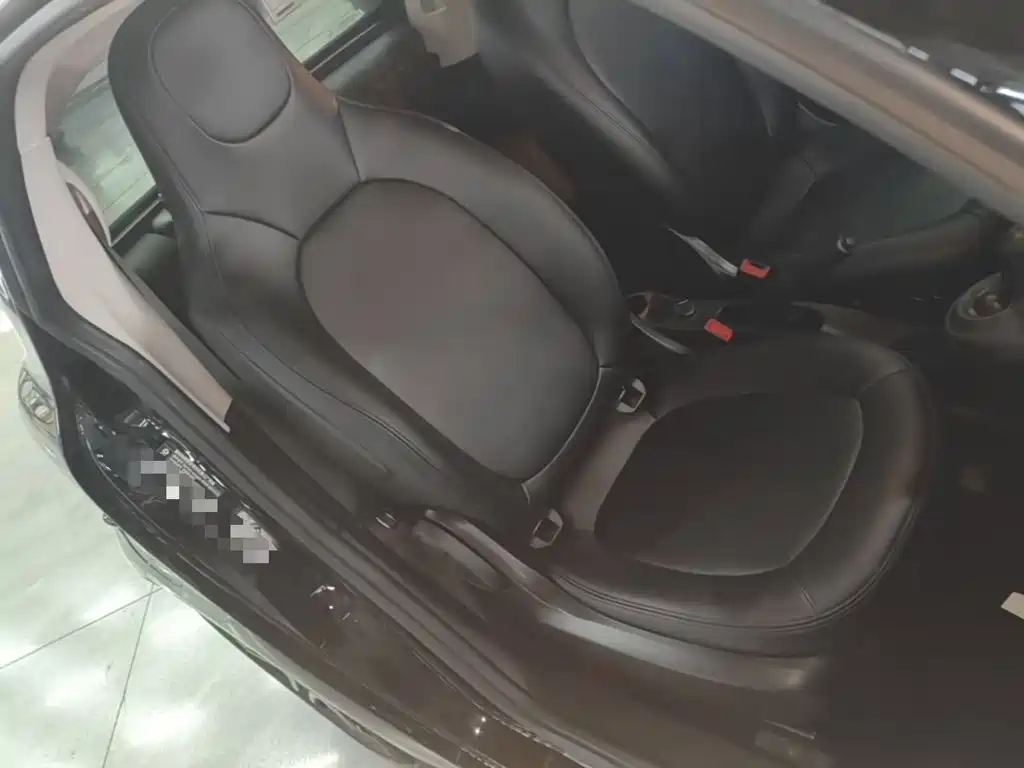 smart fortwo 2019 2019 0.9T 66kW Hardtop Wind Edition China VI