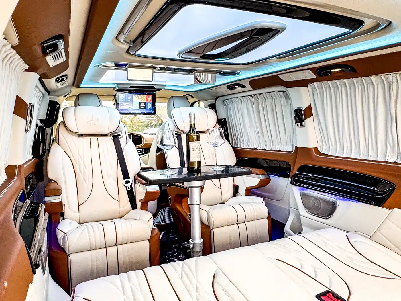 Mercedes-Benz Vito 2023 2.0T Business 7-Seater фото 29