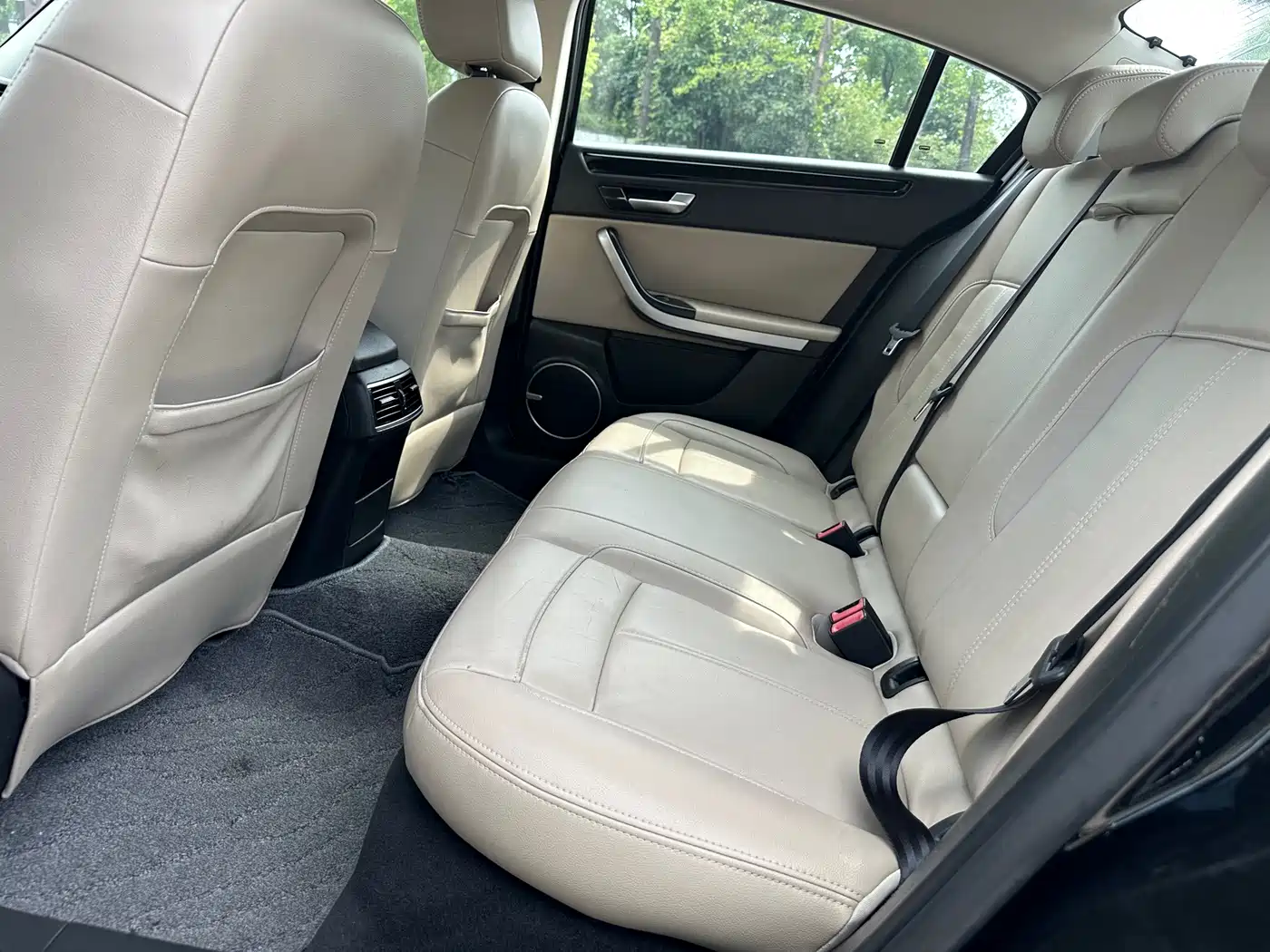 Qoros 3 2016 2014 Model Sedan 1.6T Automatic Premium