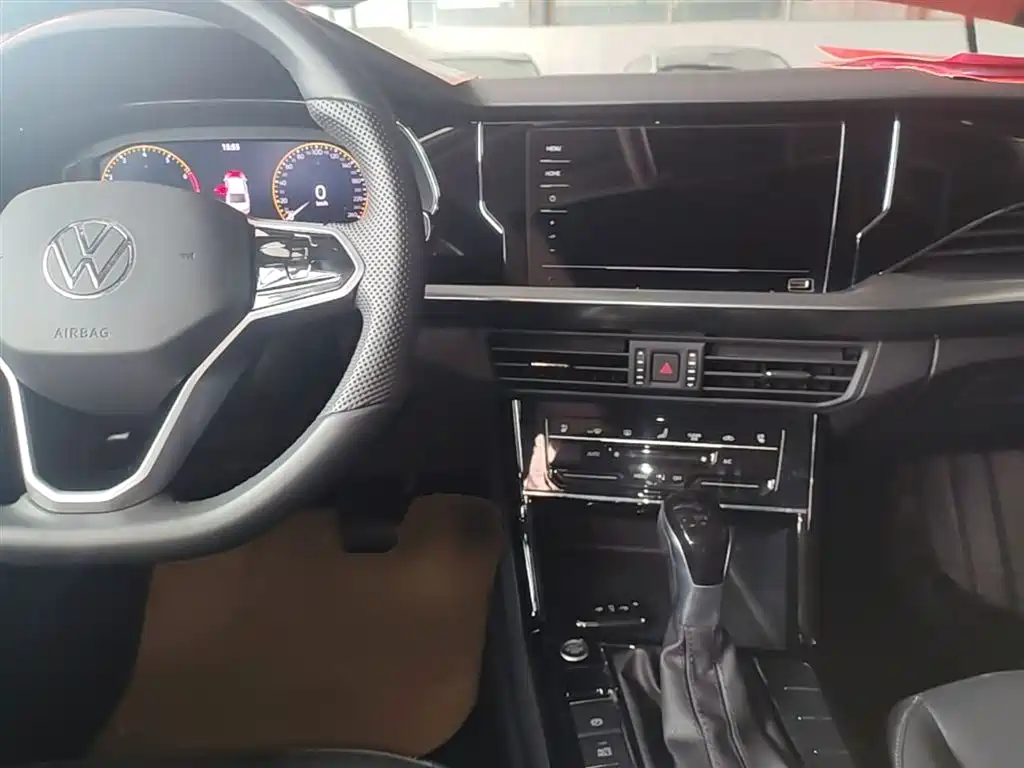 Volkswagen Passat 2024 330TSI Starlight Elite Edition фото 10