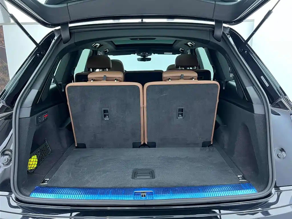Audi Q7 2020 55 TFSI quattro S line Sport фото 12