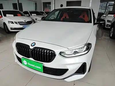 BMW 1