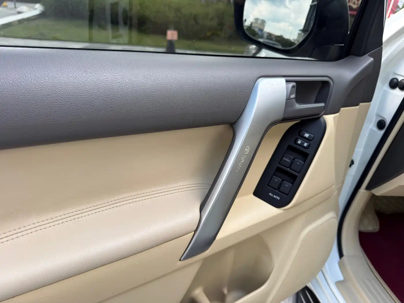 Toyota Prado (Import) 2015