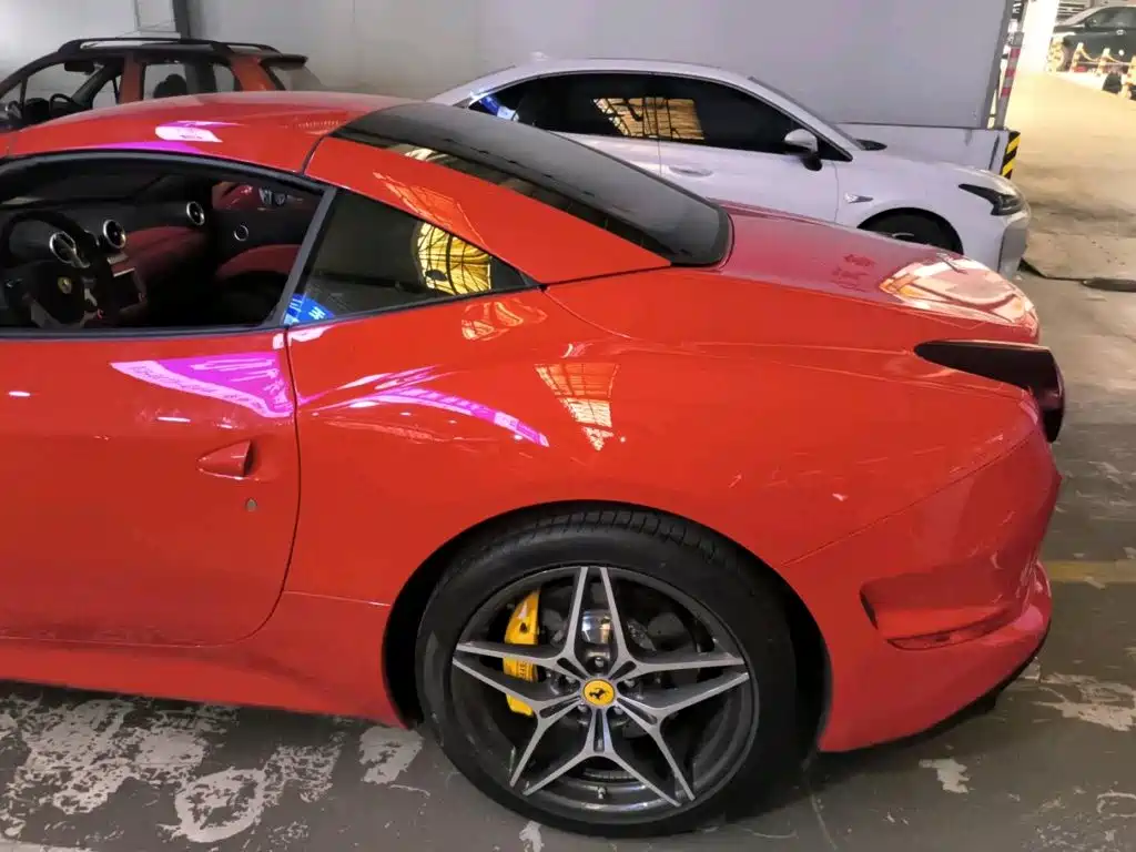 Ferrari California T 2017 2015 3.9T Standard