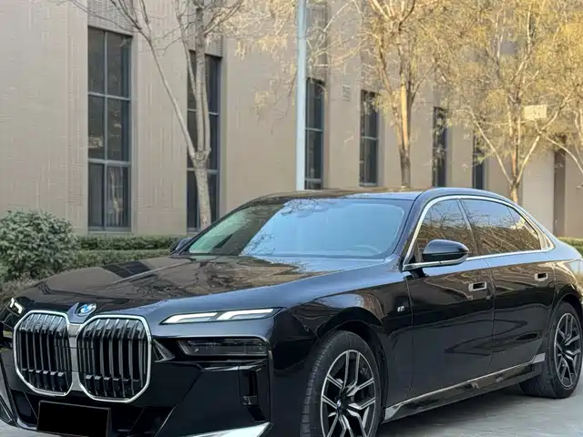 BMW 7 Series 2023