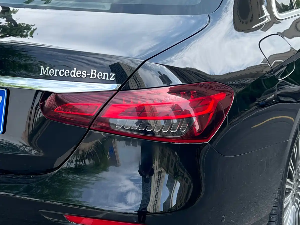 Mercedes-Benz E-Class 2021 E 300 L Luxury фото 29