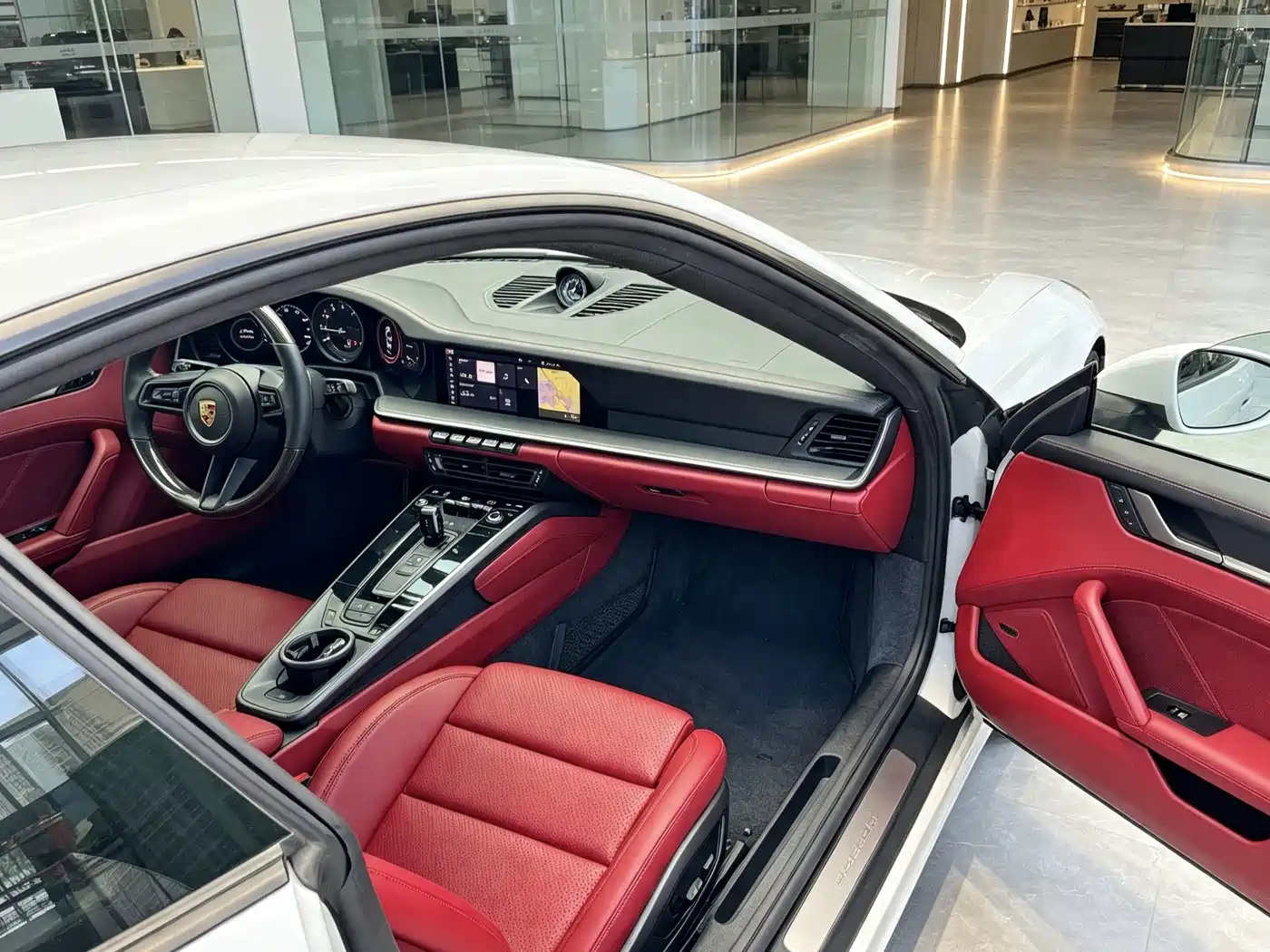 Photo 8 - Porsche 911
