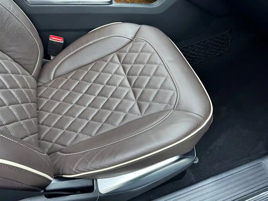 Mercedes-Benz GL-Class фото 21