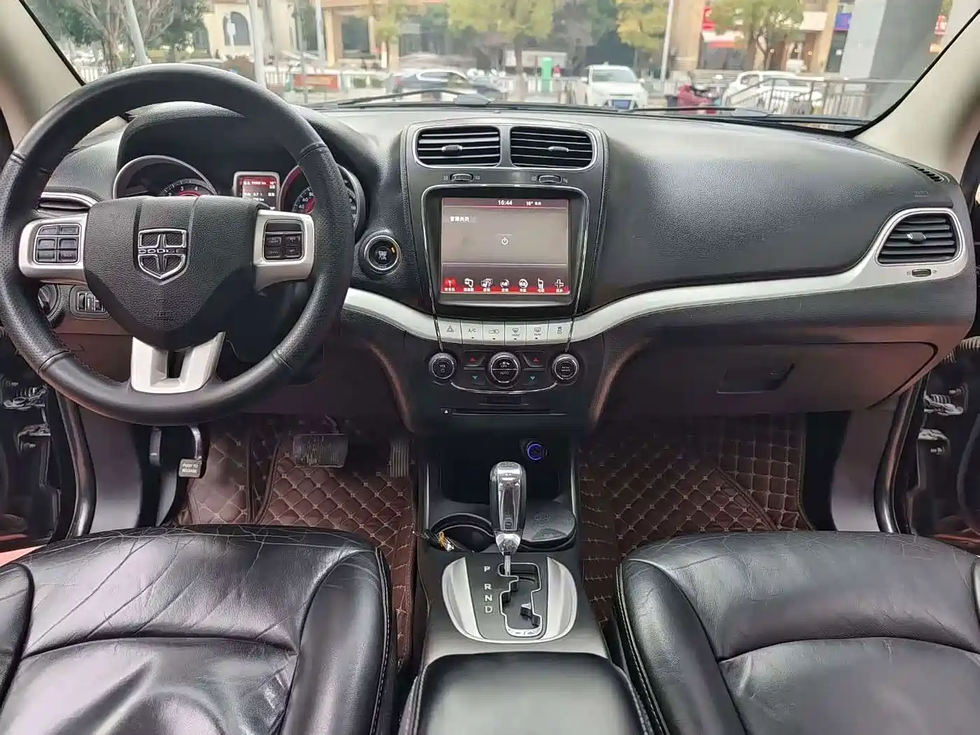 Dodge Journey 2013 2013 Model 2.4L 2WD Premium Edition