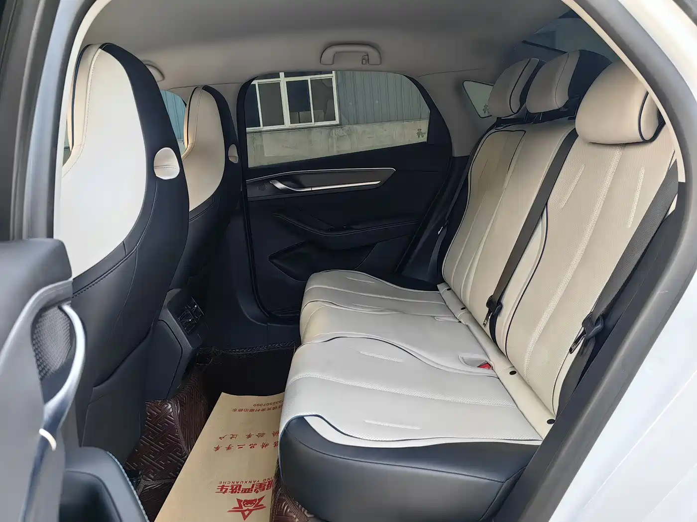 BYD Destroyer 05 2024 Glory Edition DM-i 55KM Luxury фото 6