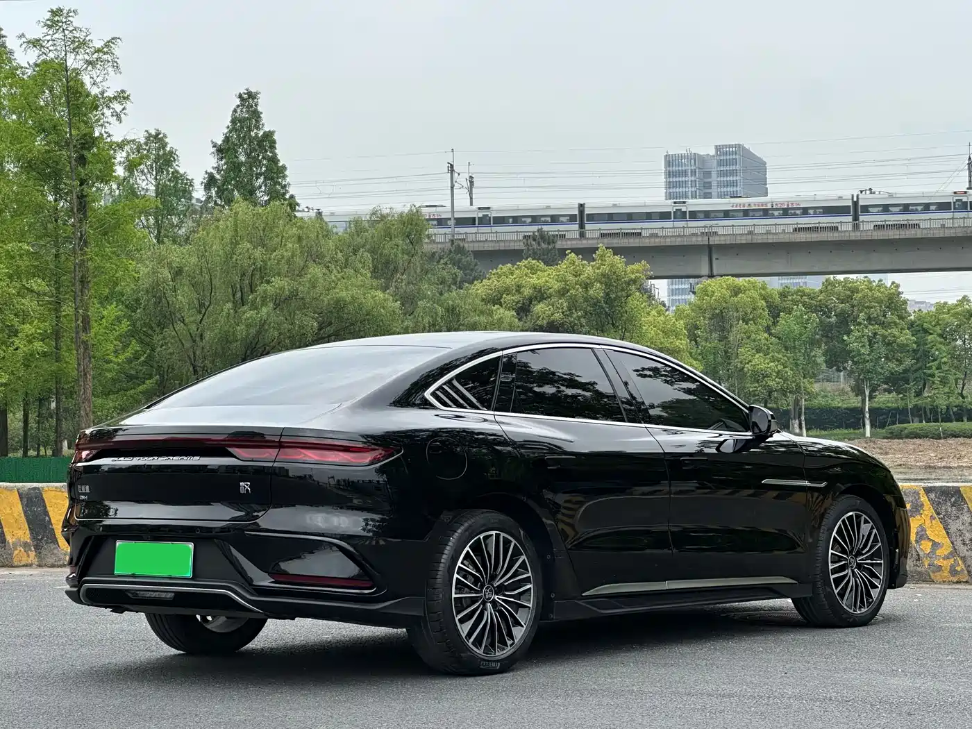 BYD HAN