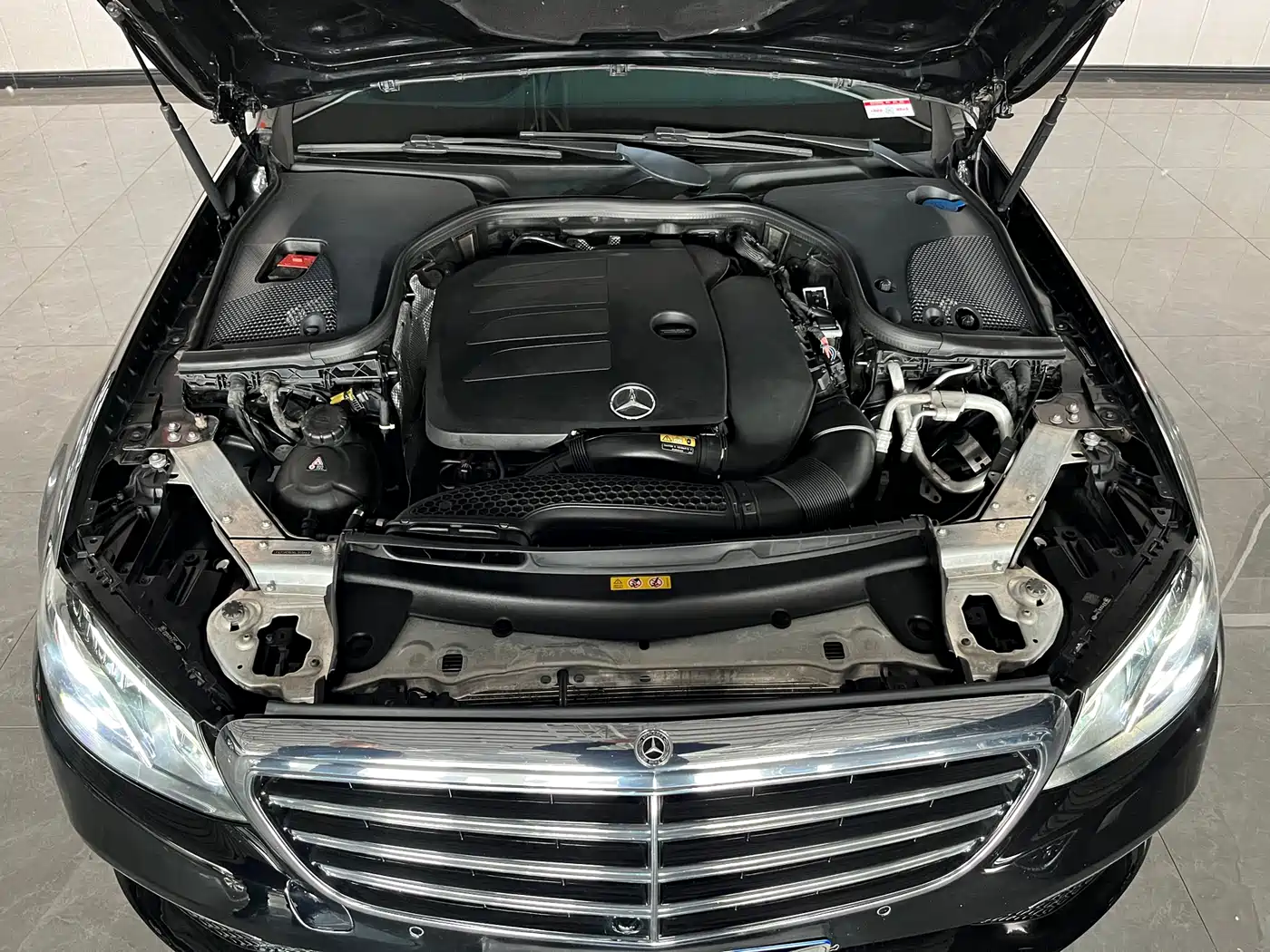 Mercedes-Benz E-Class 2019 E 300 L Sport Fashion фото 10