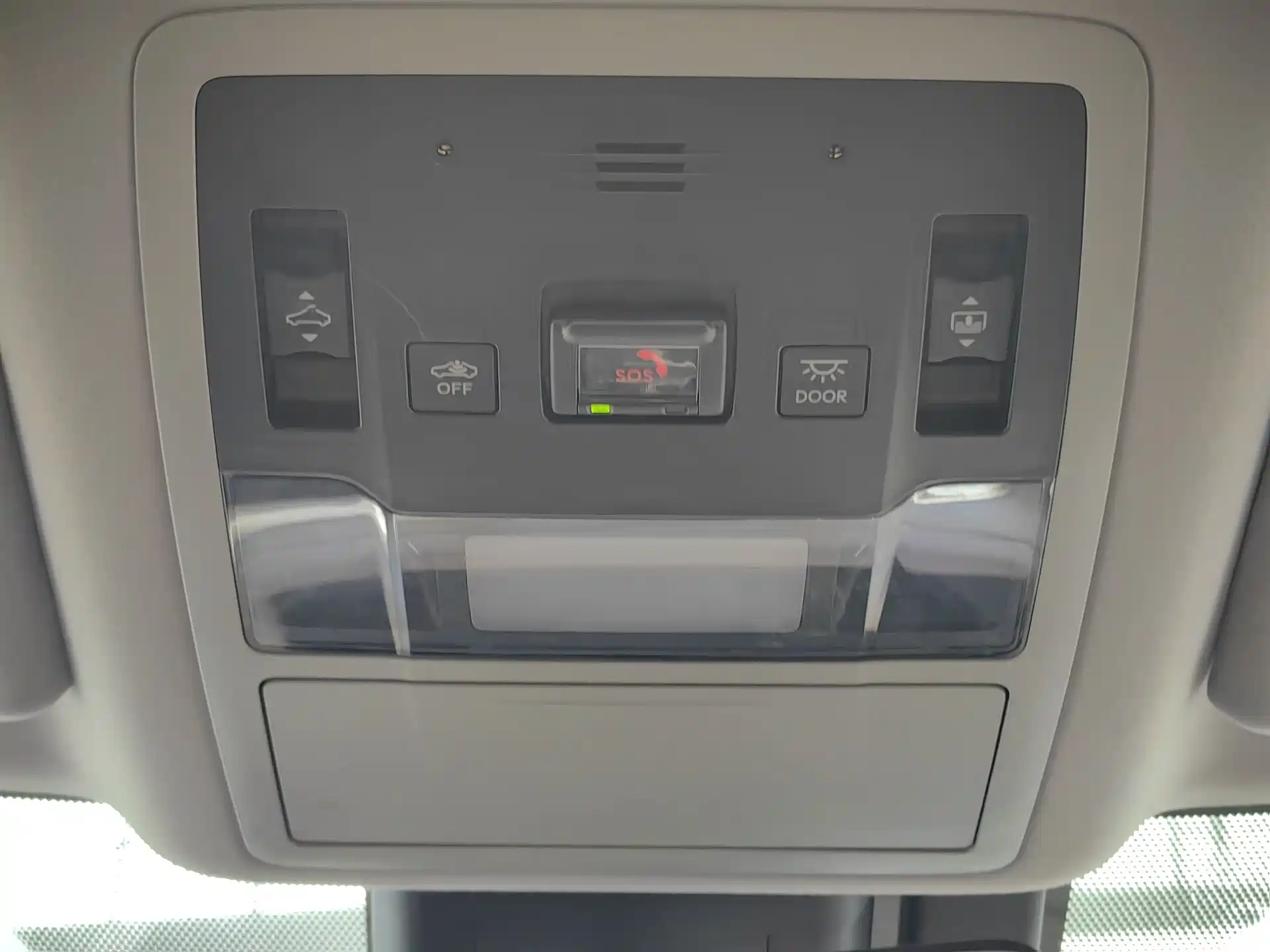 Фото 20 - Lexus RX