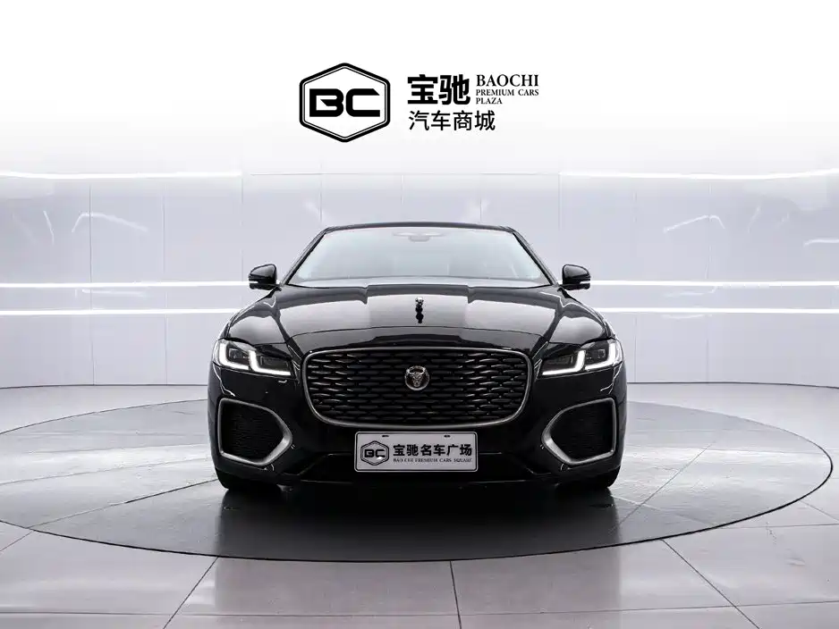 2025 Jaguar XFL