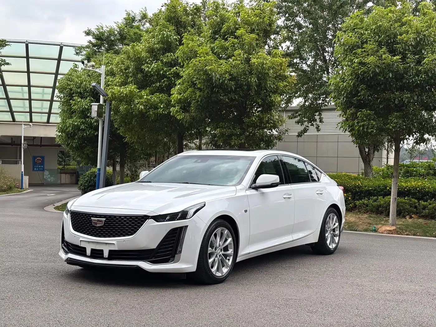 CADILLAC CT5