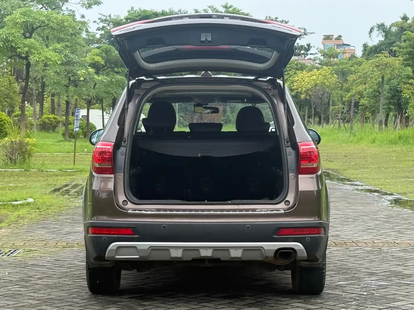 Photo 12 - Haval H6
