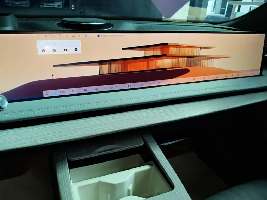 Geely Galaxy Galaxy E8 2024 2024 665km RWD Starship Voyager Edition