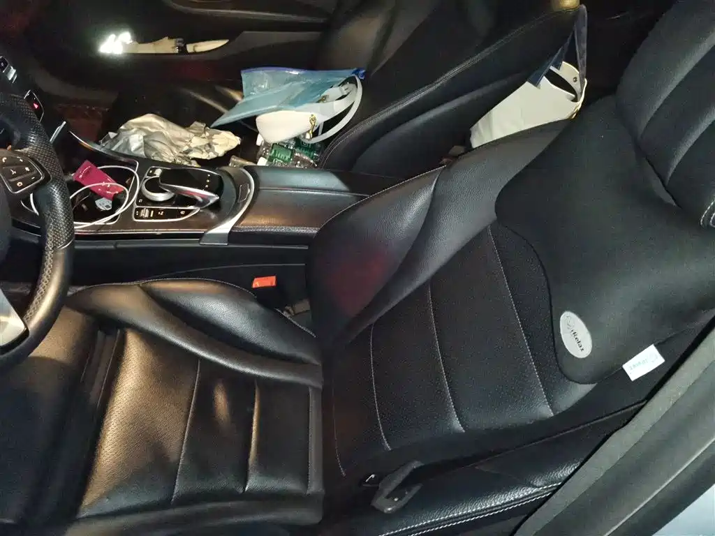Mercedes-Benz C-Class 2015 Facelift C 200 L Sport фото 12