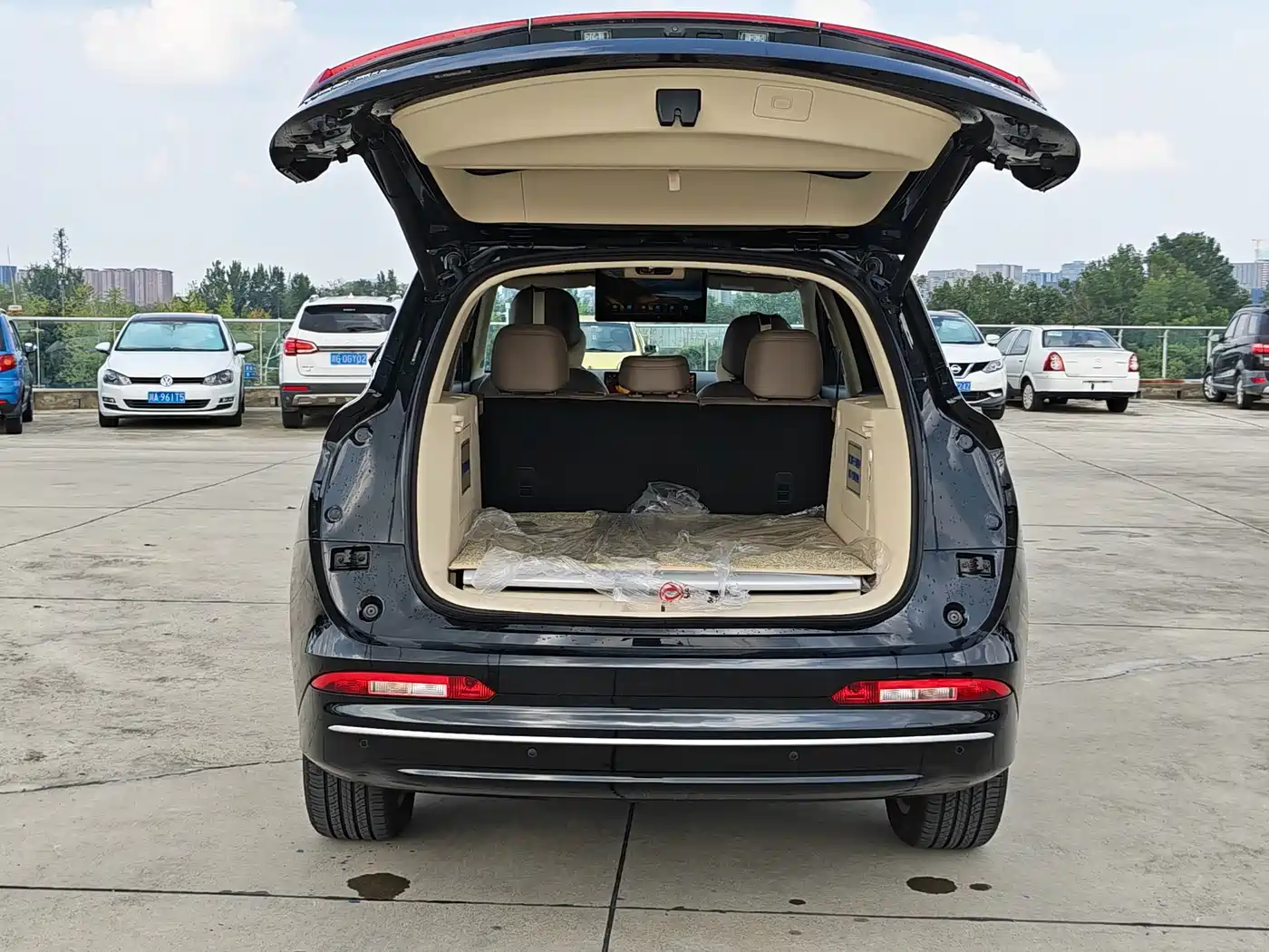 Landian E5 PLUS 2025 2026 Standard Range AWD Performance Ultra