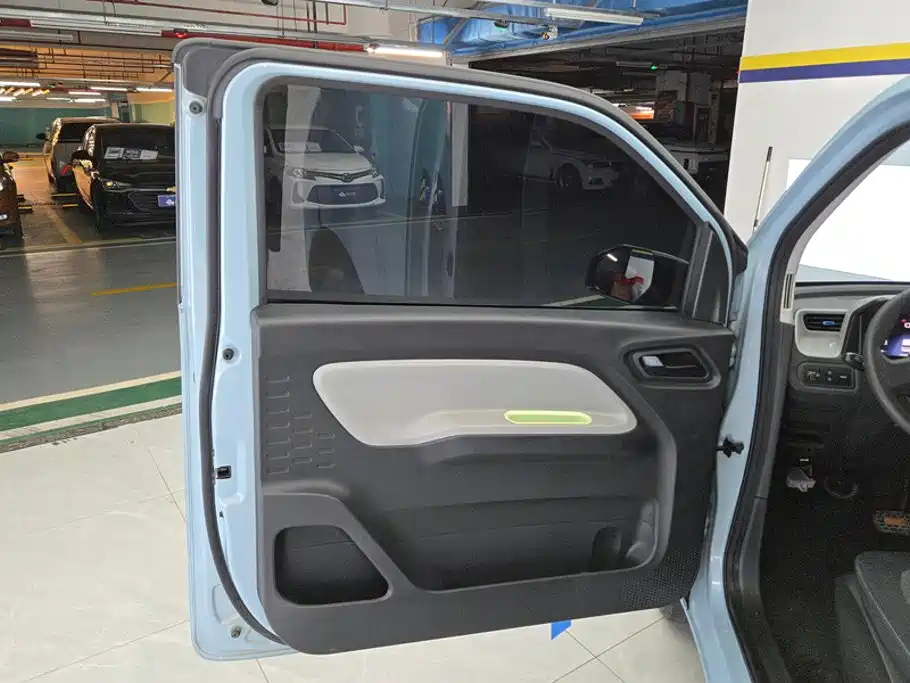 Фото 7 - Wuling Motors Hongguang MINIEV