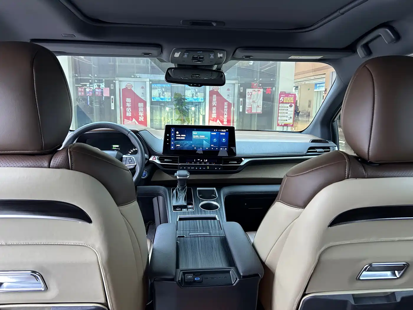 Toyota Sienna 2021 2.5L Hybrid Premium Edition фото 8