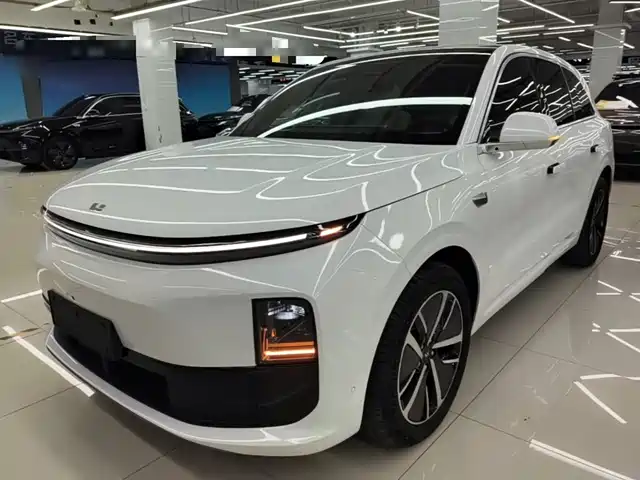 Li Auto L6 2024