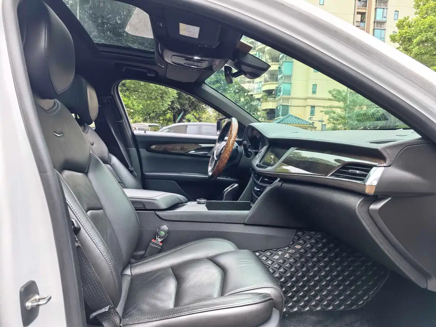 CADILLAC CT6