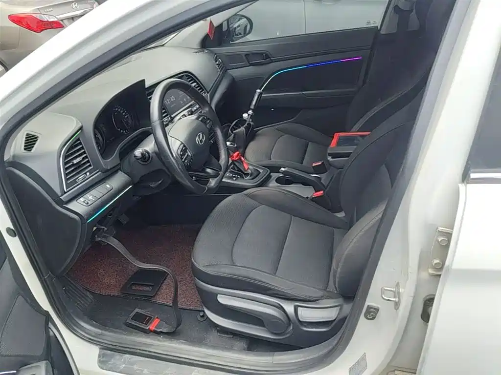 HYUNDAI LEAD