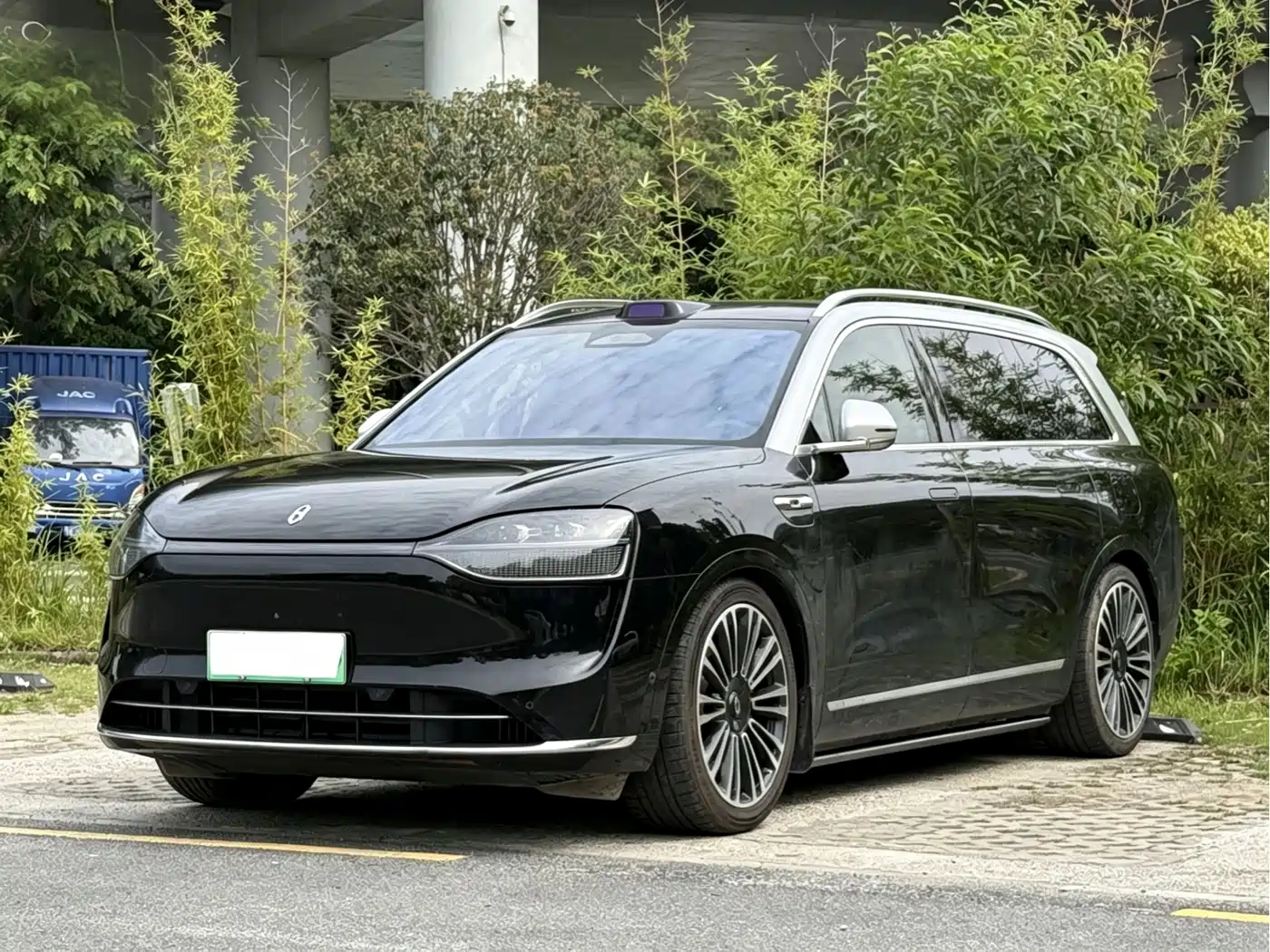 AITO Wenjie AITO M9 2024 Extended Range Ultra 42kWh 6-Seater